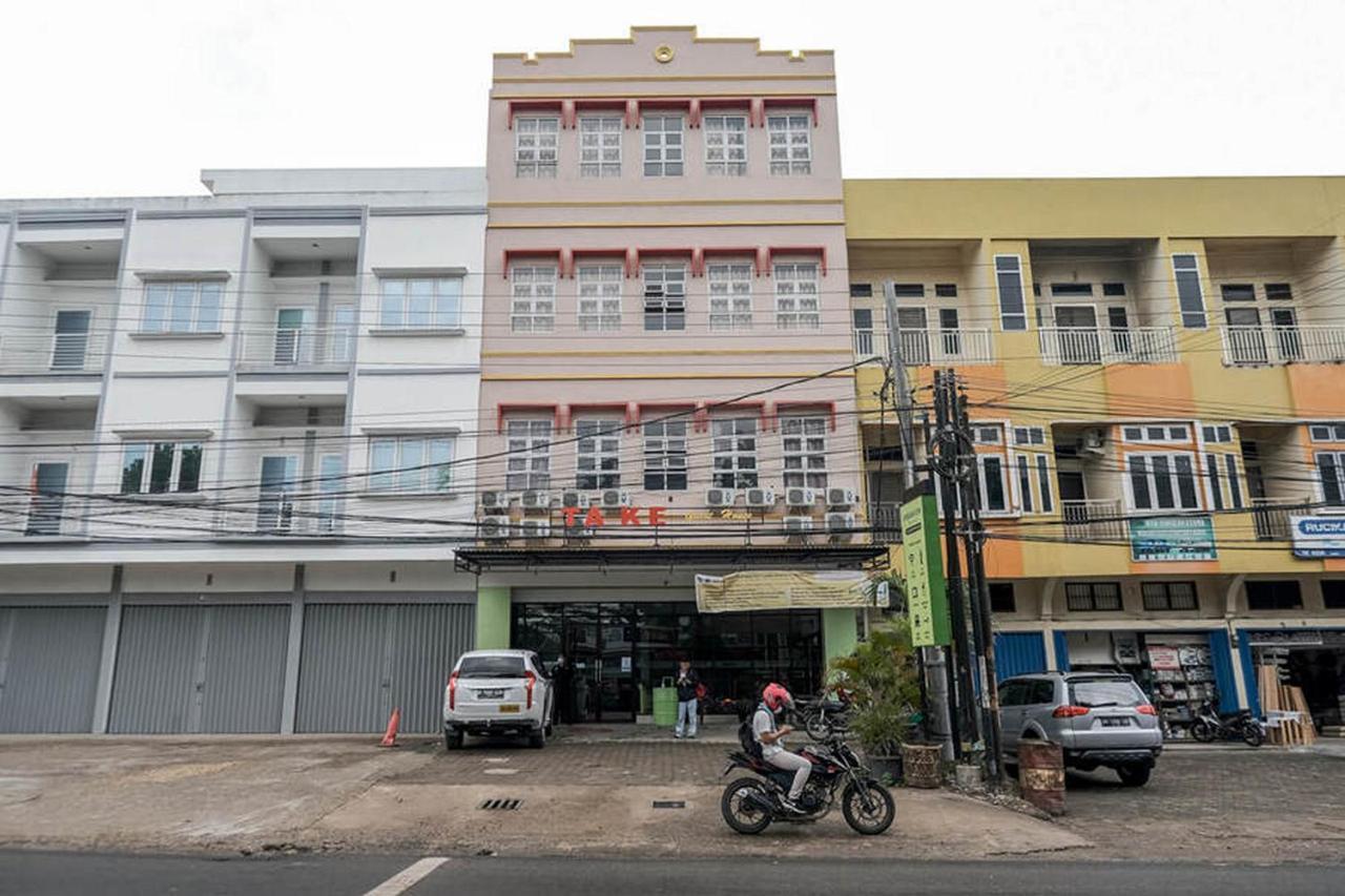 Urbanview Hotel Ta Ke Jelutung Puncak Jambi Bagian luar foto