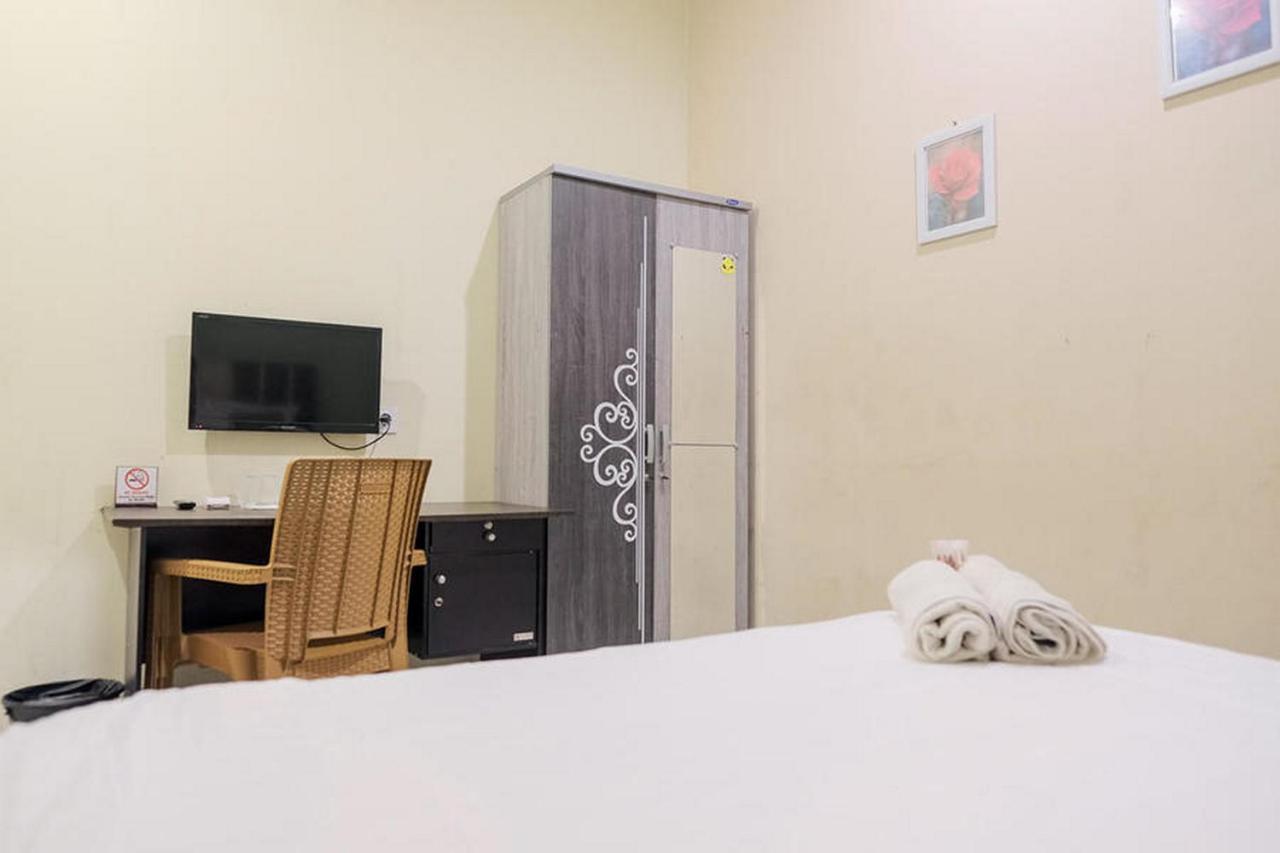 Urbanview Hotel Ta Ke Jelutung Puncak Jambi Bagian luar foto