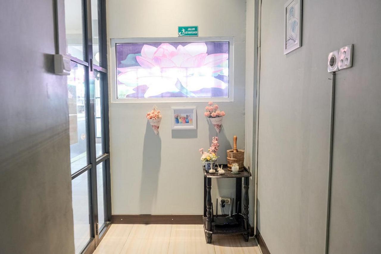 Urbanview Hotel Ta Ke Jelutung Puncak Jambi Bagian luar foto